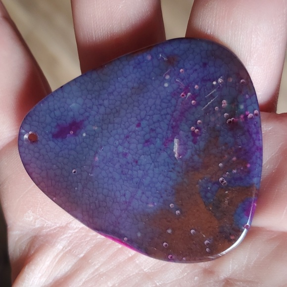 New Purple Fire Dragon Veins Agate Triangle Pendant. - Picture 2 of 15